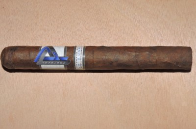 Protocol_Corona_Gorda_by_Cubariqueño_Cigar_Company